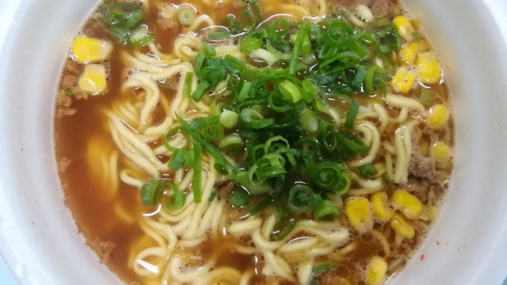 カップラーメンみそ味